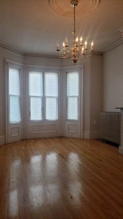 473 Sumner - Photo 1
