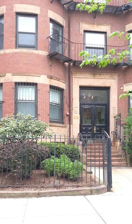 869 Beacon - Photo 1