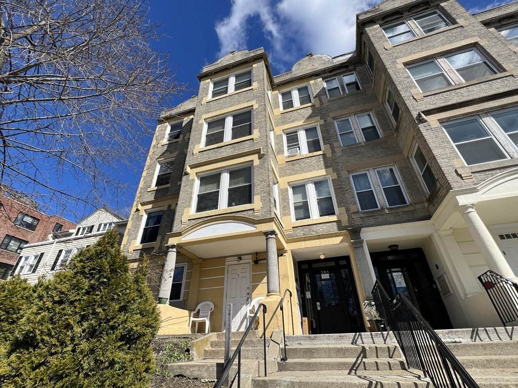 59A Strathmore Rd - Photo 1