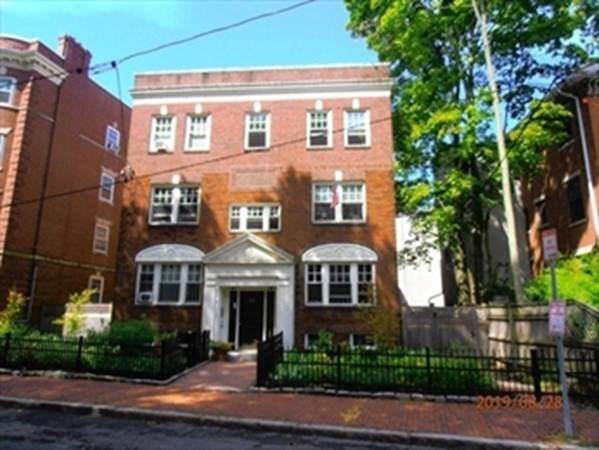 39 Lee St - Photo 1