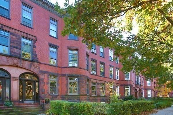 1805 Beacon - Photo 1