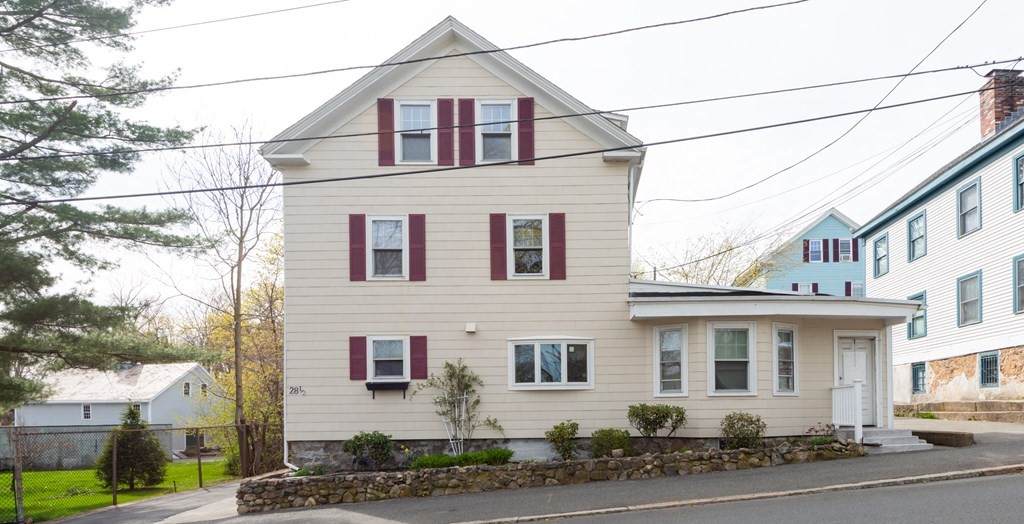 28 1/2 Grove Street - Photo 1