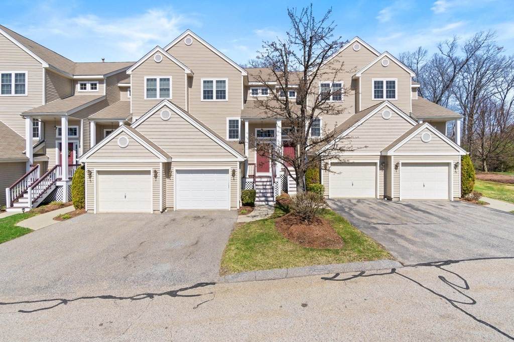 7 Robert Circle - Photo 1