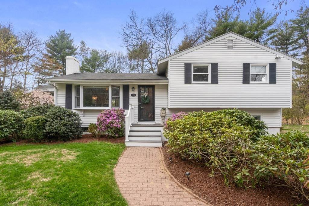 15 Linden Road - Photo 1