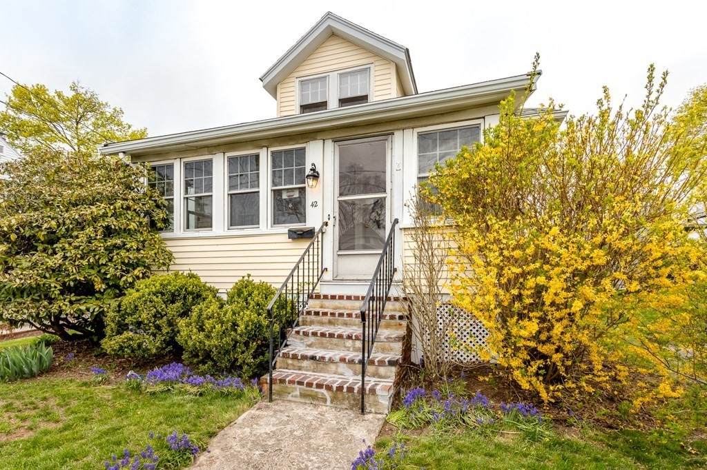 42 Manomet Rd - Photo 1