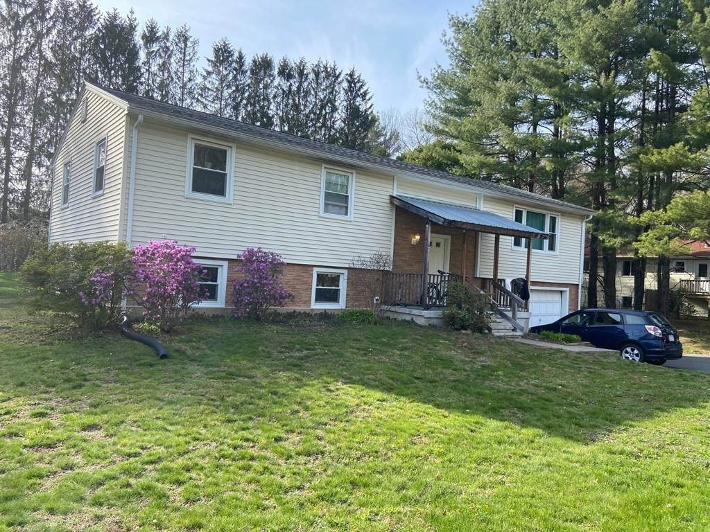 66 Grantwood Dr - Photo 1