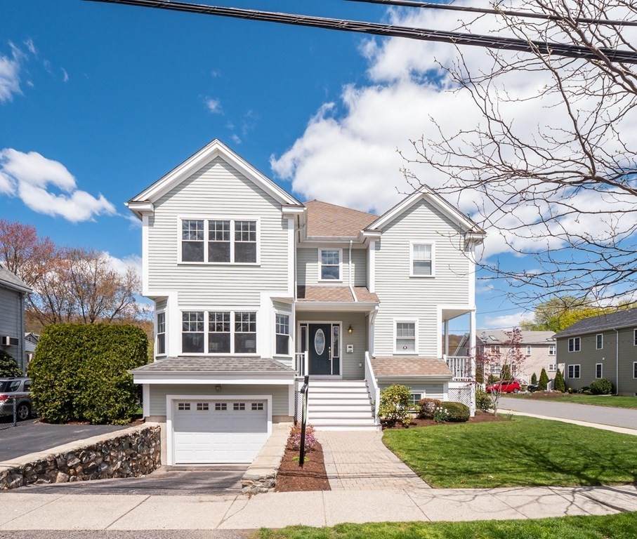 52 Grant Ave - Photo 1