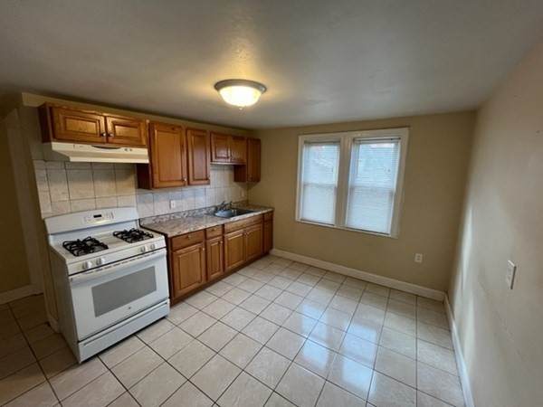 47 Crawford Street - Photo 1