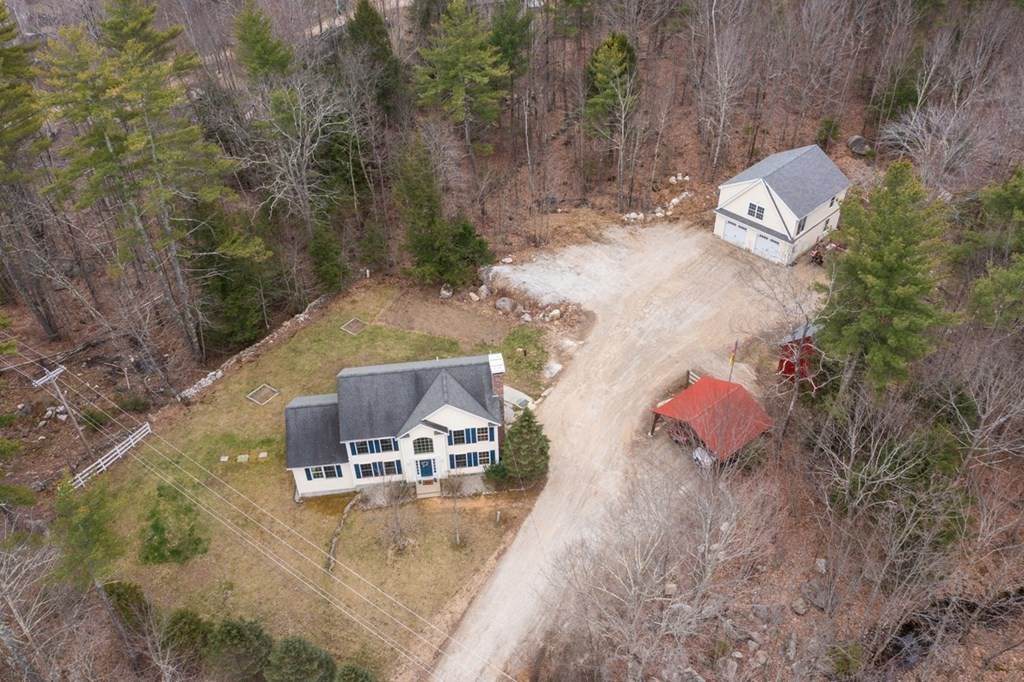 98 Middle Road - Photo 1
