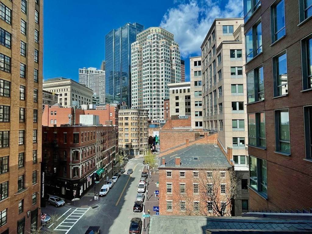 80 Broad St - Photo 1