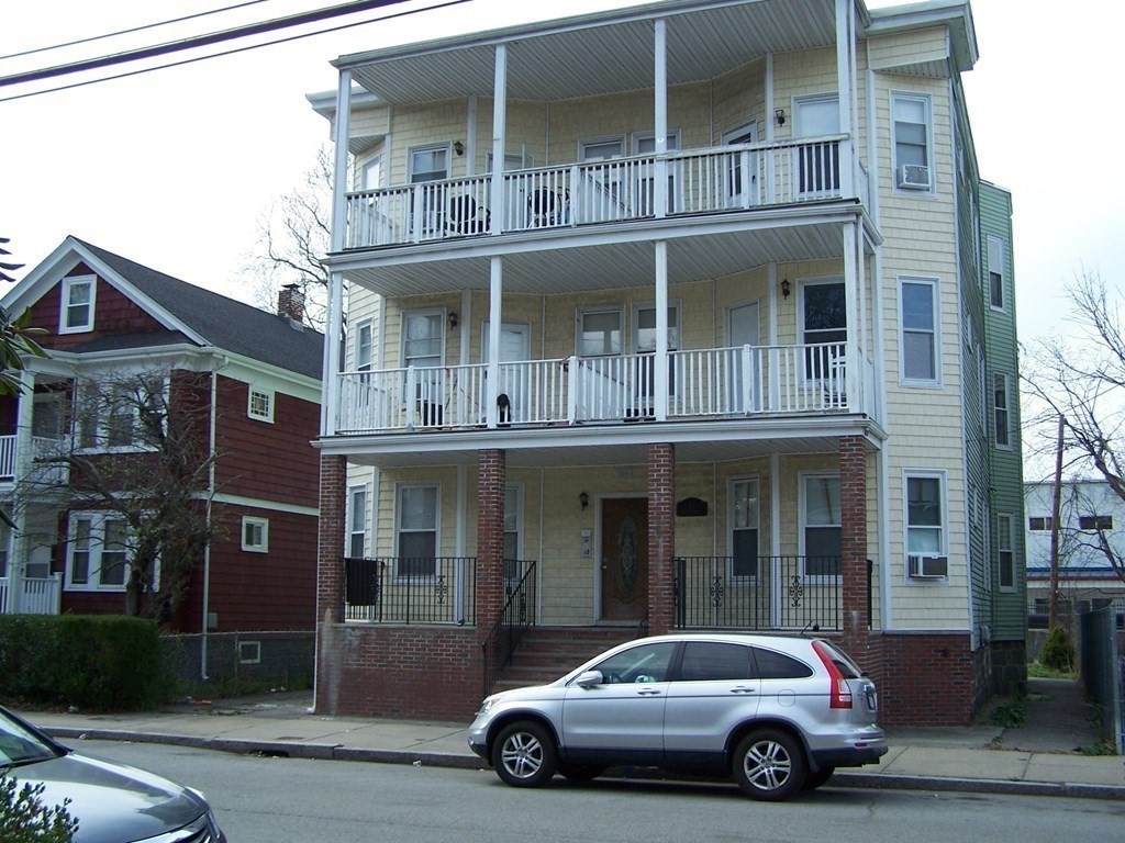 71 W Selden St - Photo 1