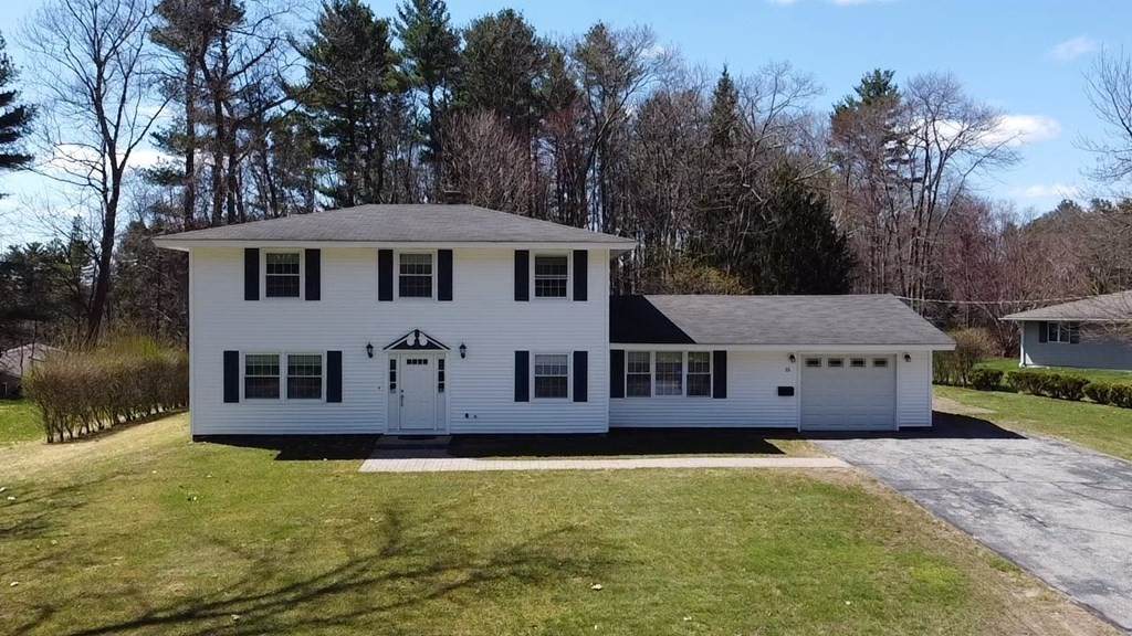 15 Ruthellen Rd - Photo 1