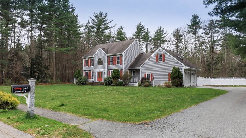 310 Riverbend Dr - Photo 1