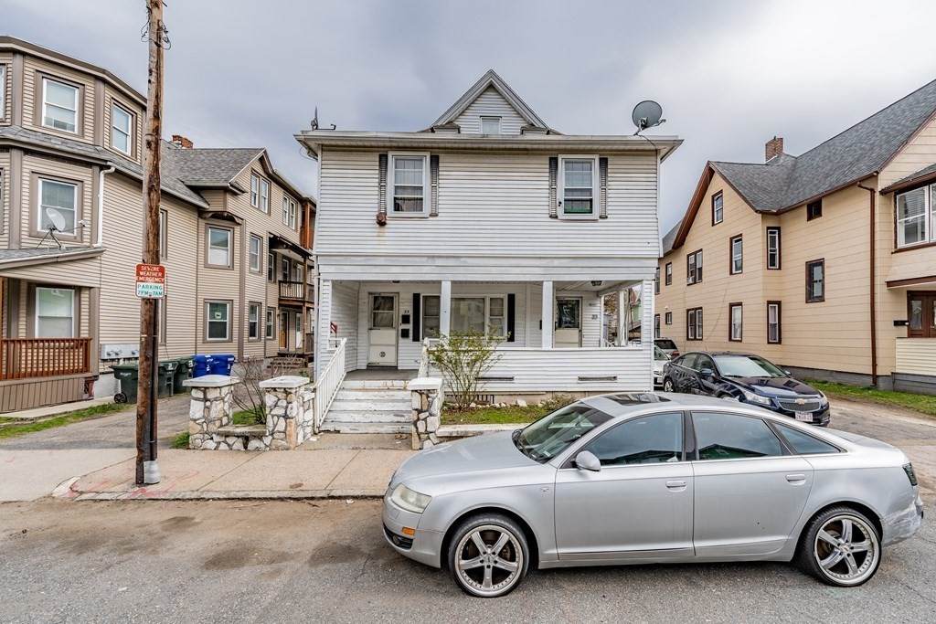 33-35 Wendell Pl - Photo 1