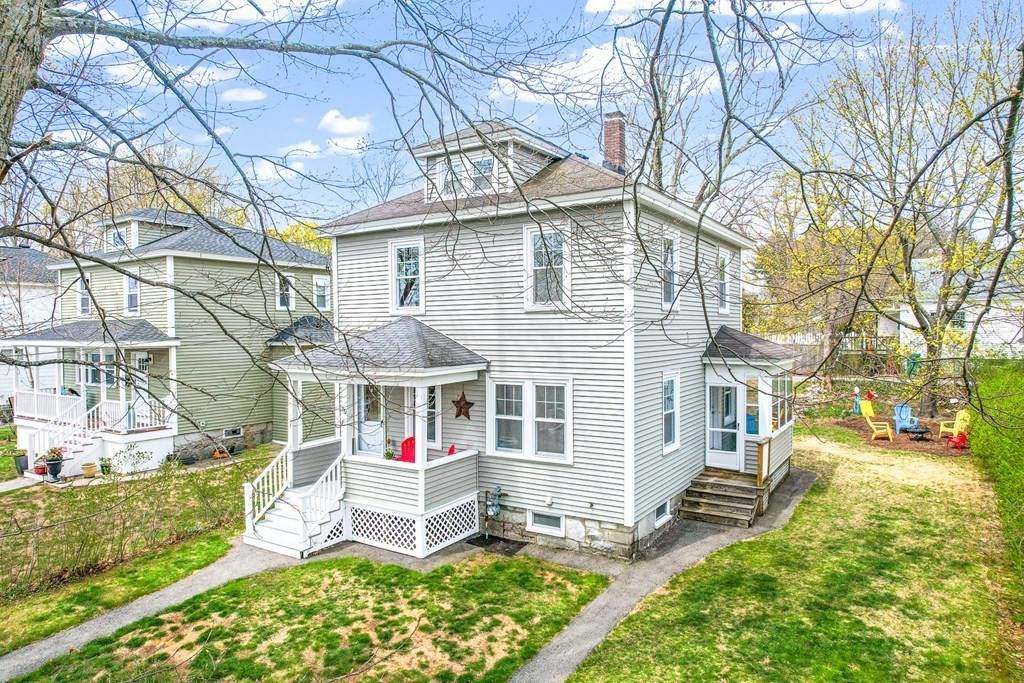 80 Richards St - Photo 1