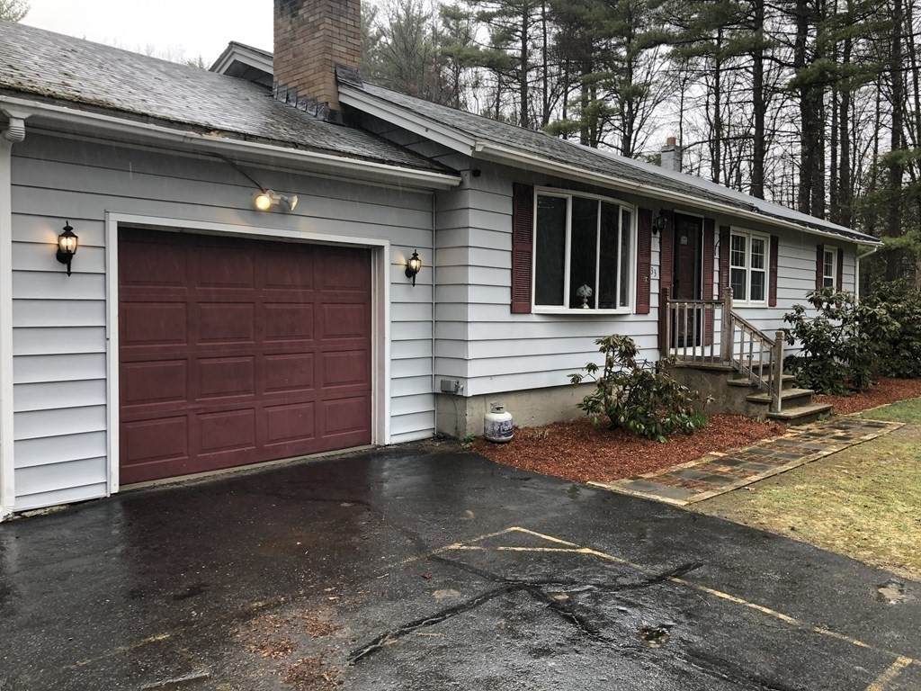 33 Holt Road - Photo 1