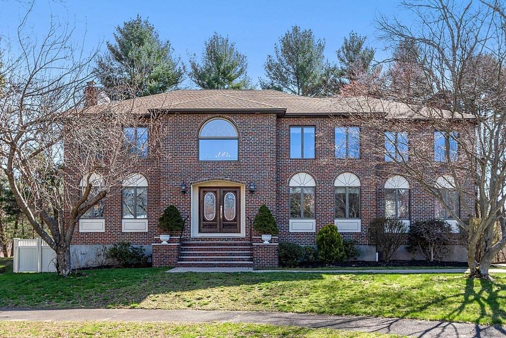 11 Verde Circle - Photo 1
