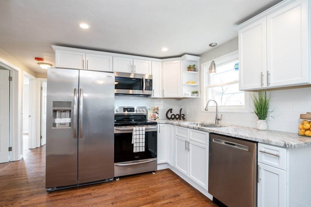 26 Hood St - Photo 1