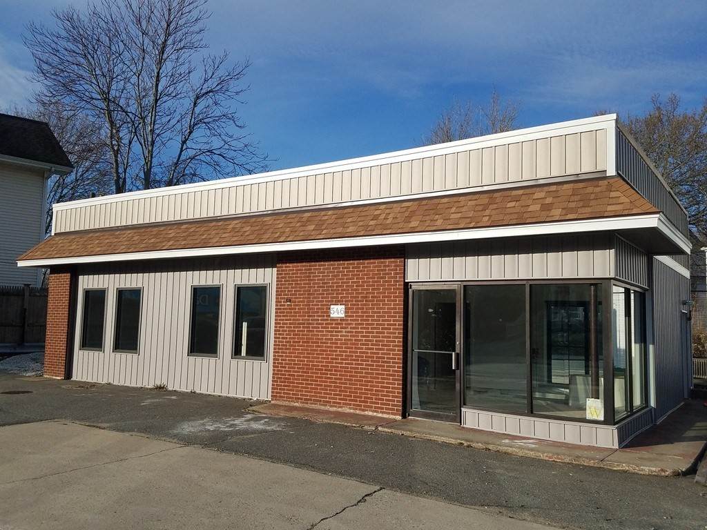 546 Main St - Photo 1