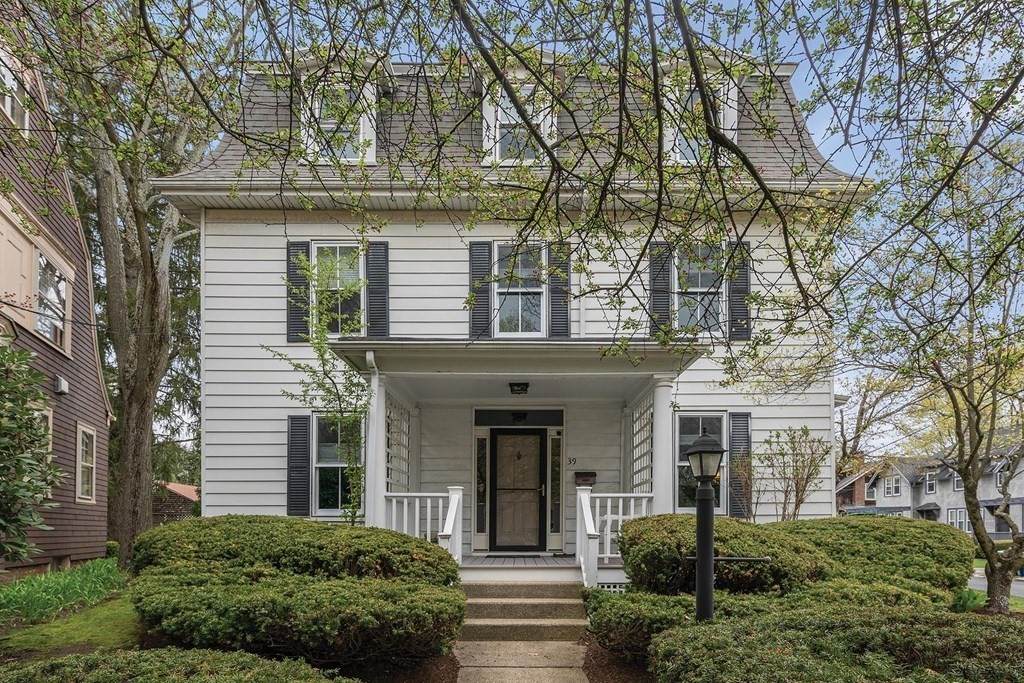 39 Woodward St - Photo 1