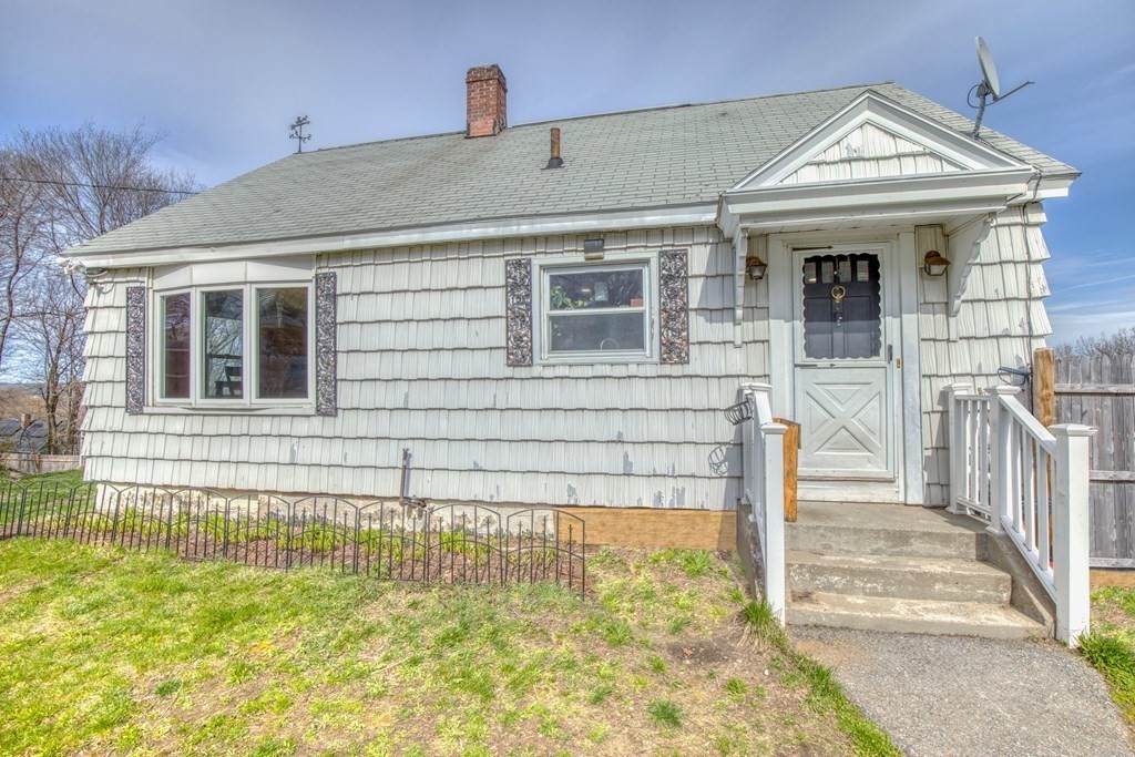 88 Everett St - Photo 1