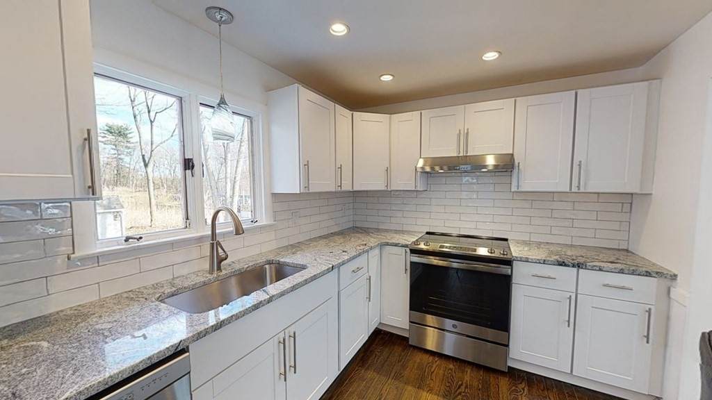 12 Fiske Ave - Photo 1
