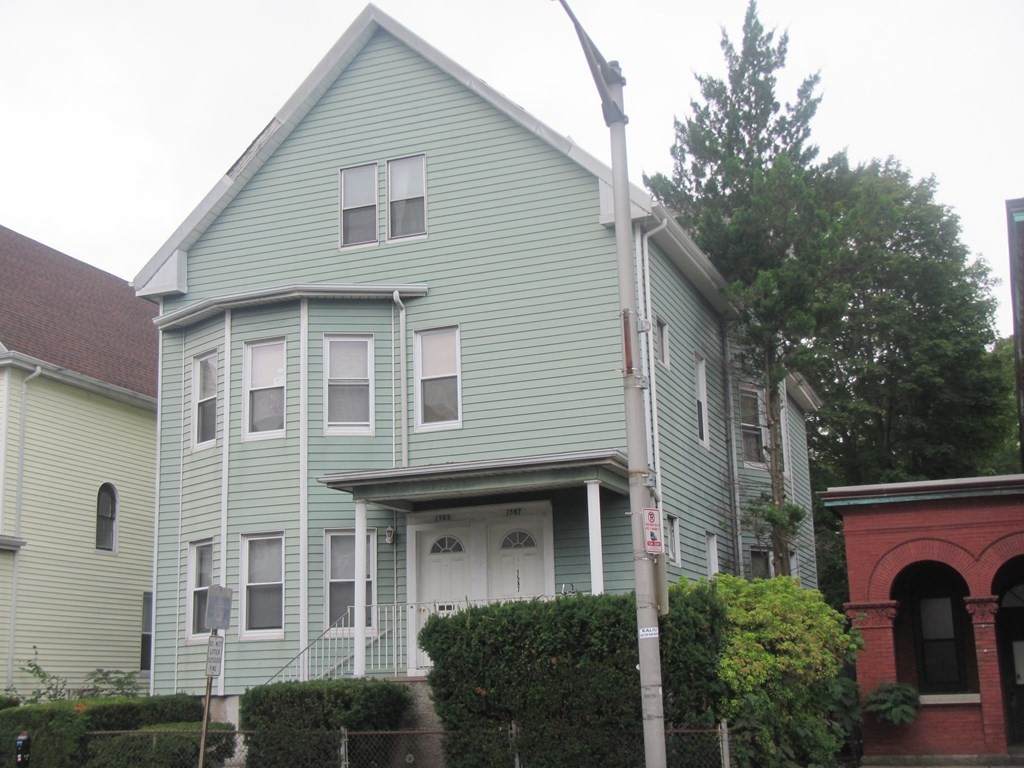 1585-1587 Acushnet Ave - Photo 1
