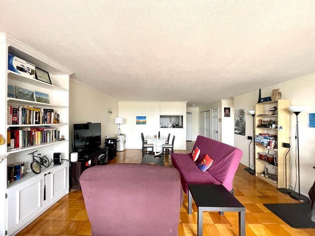 2 Hawthorne Pl - Photo 1
