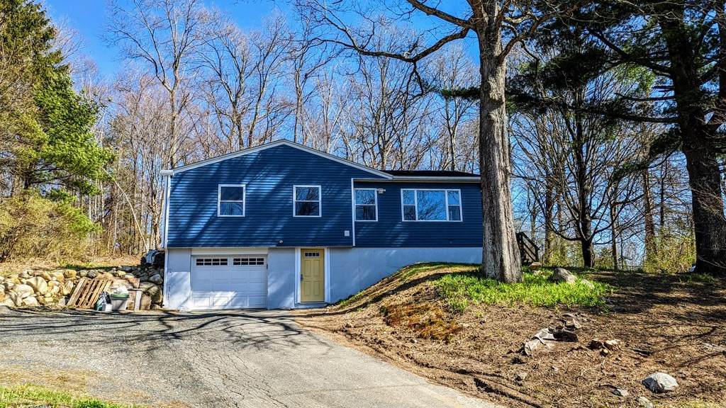 11 Overlook Dr - Photo 1