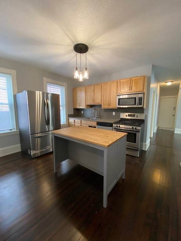 56 Mansfield Street - Photo 1