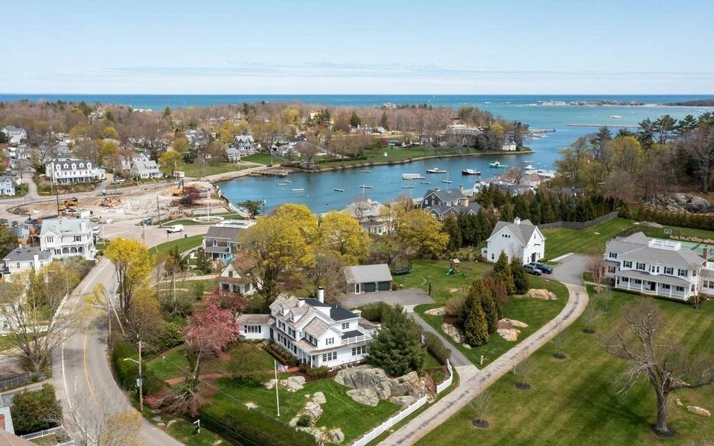 69 Summer St - Photo 1