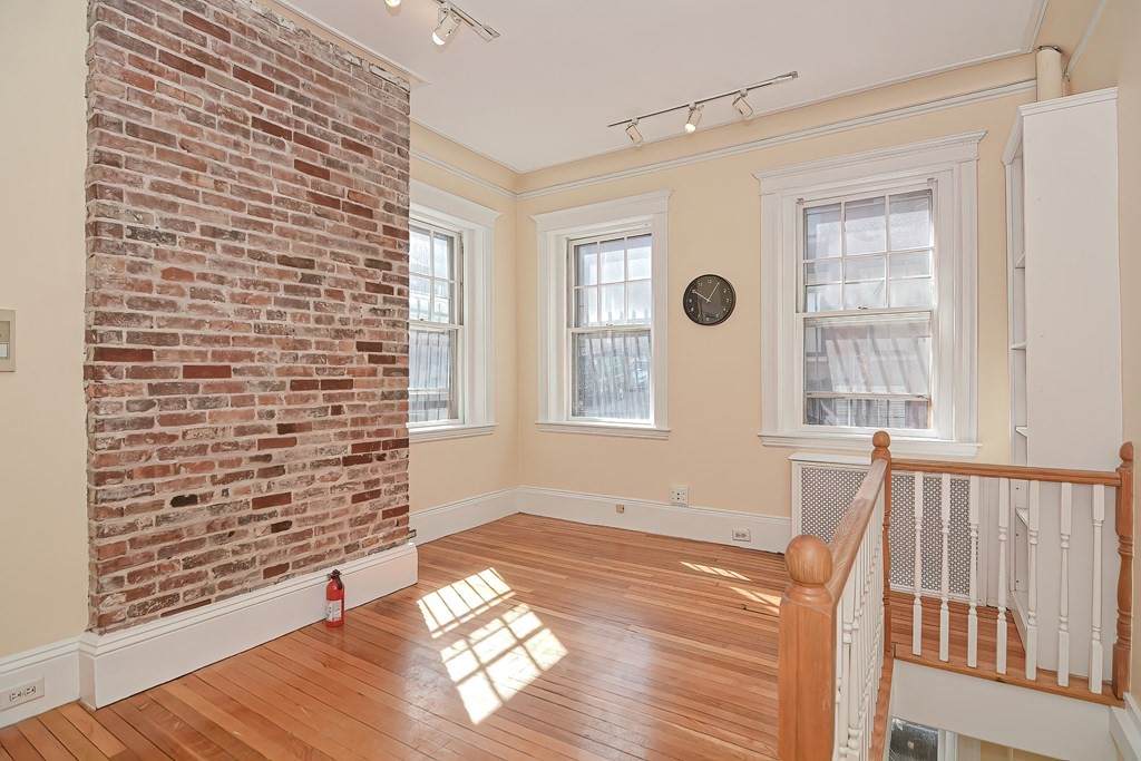 39 Revere St - Photo 1