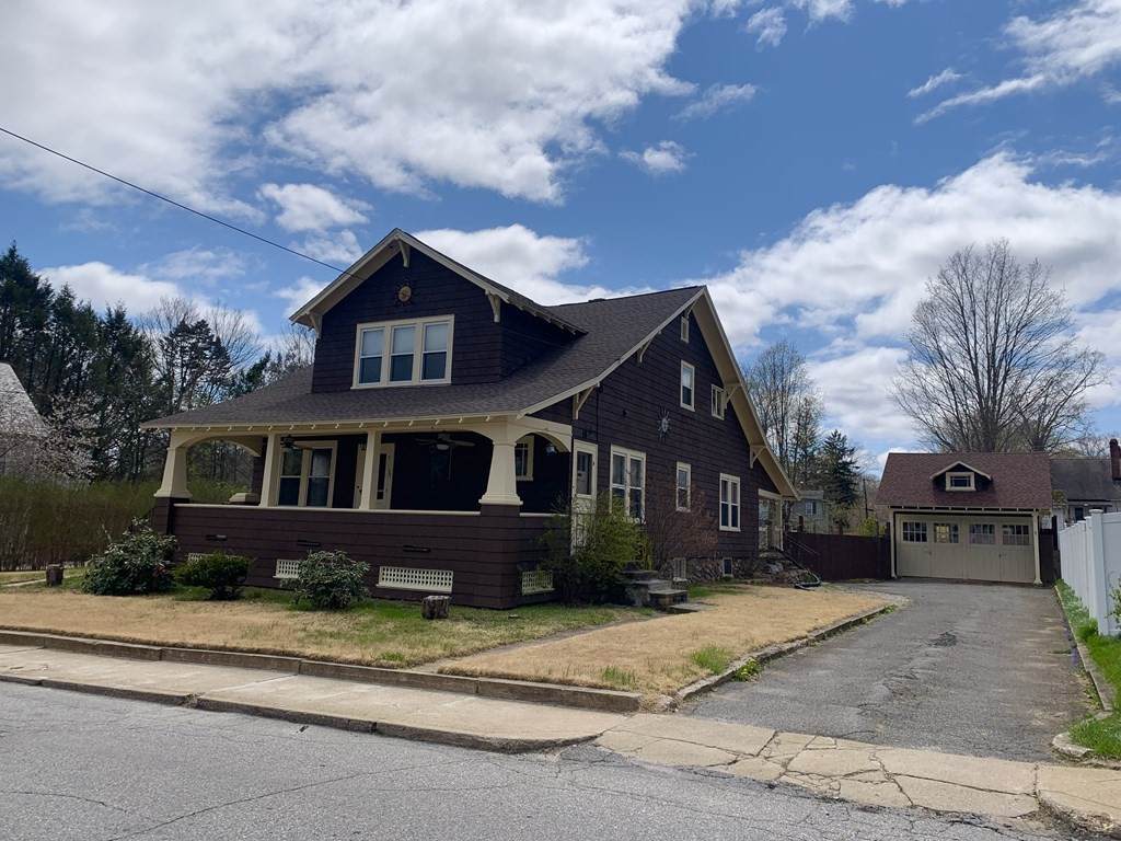 131 Hartwell St - Photo 1