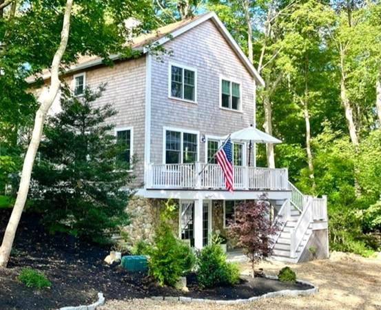 82 Skiff Ave - Photo 1