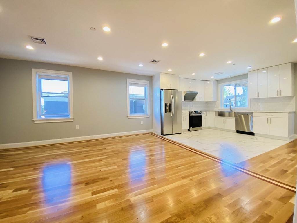 109 Fairmont St - Photo 1
