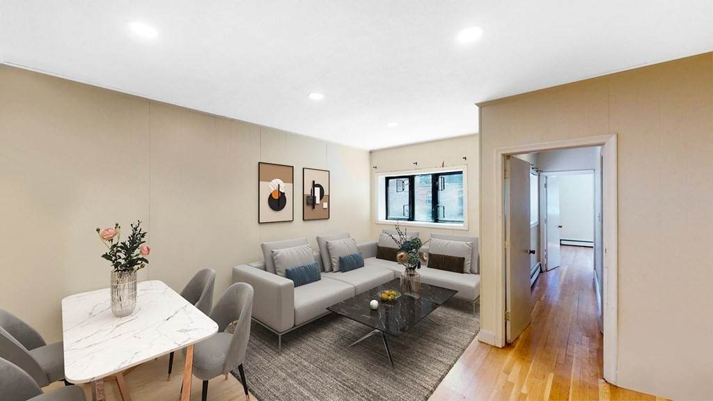 513 Beacon Street - Photo 1