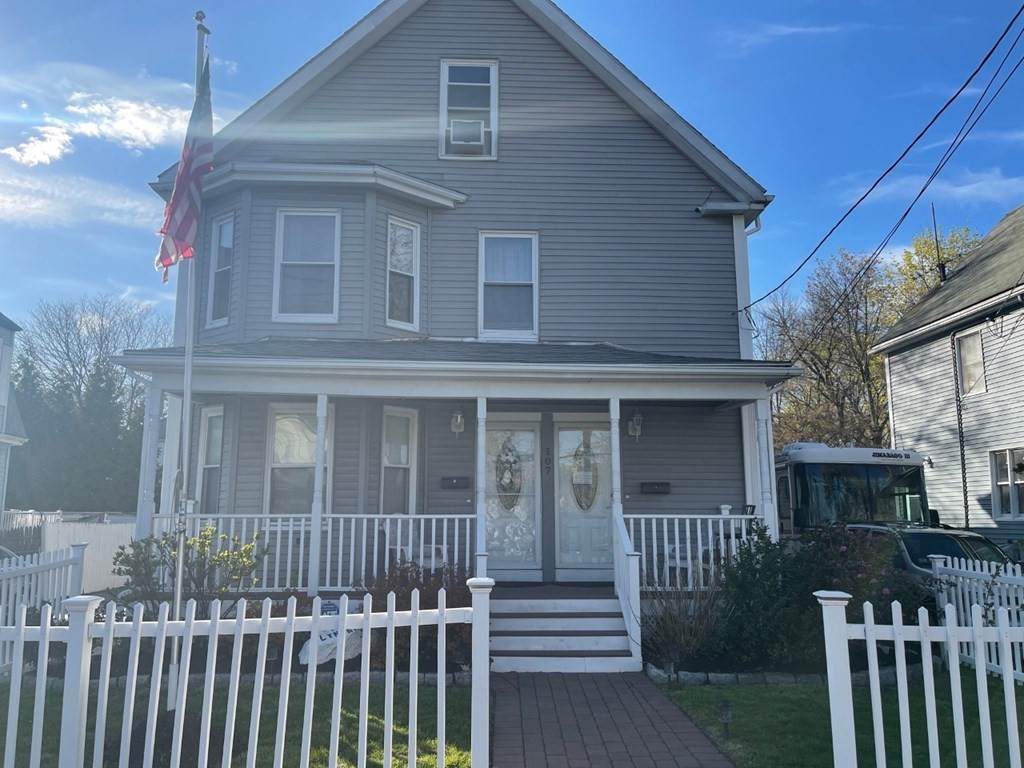 107 Lynn Street - Photo 1