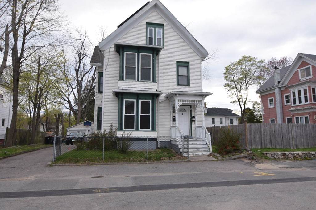 7 Greenwood Rd - Photo 1