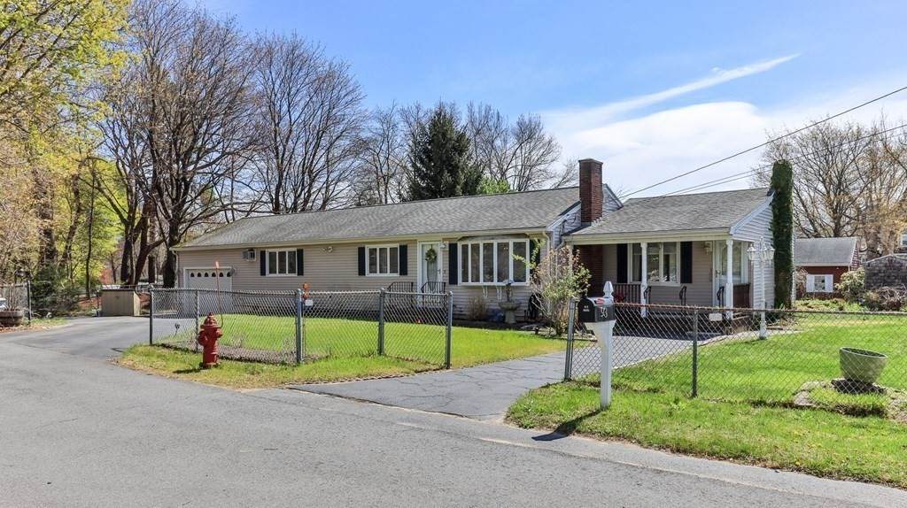93 Golf Ave - Photo 1