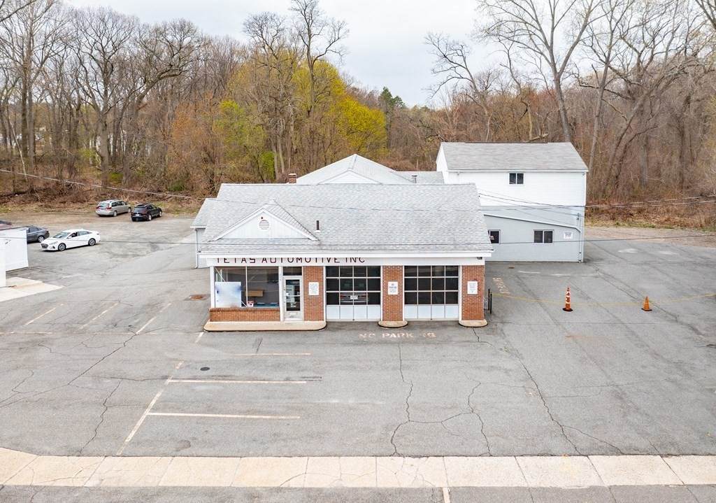 640 Springfield St - Photo 1