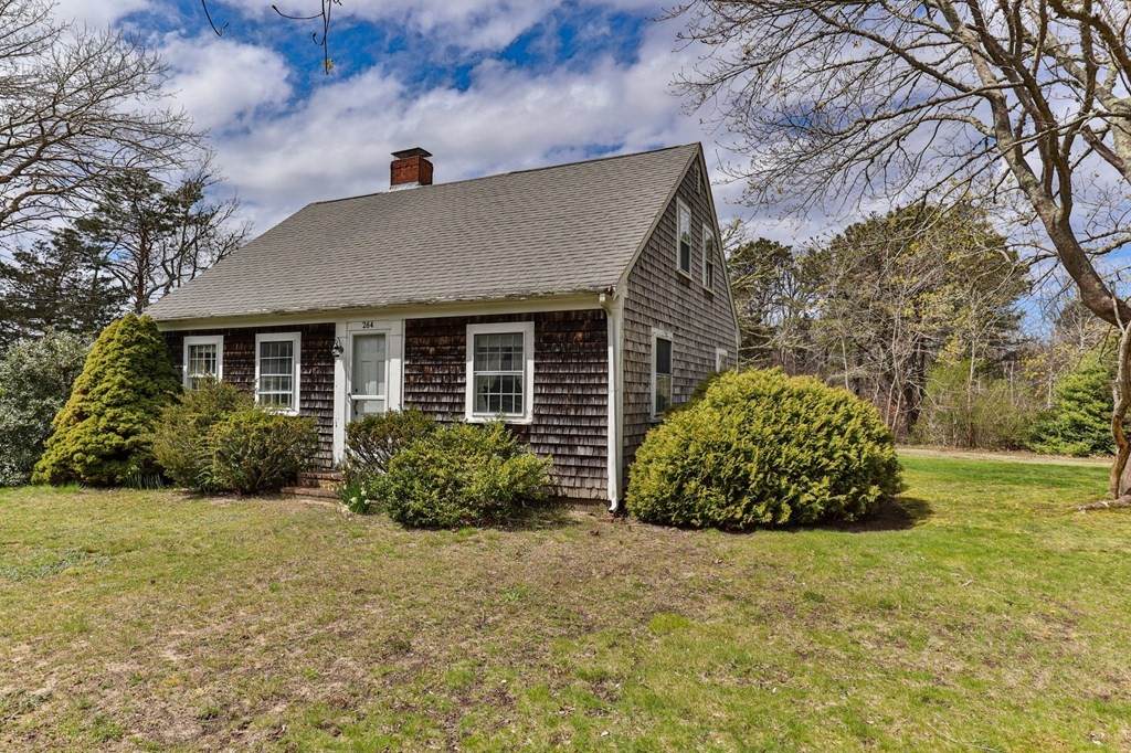 264 Massachusetts 28 - Photo 1