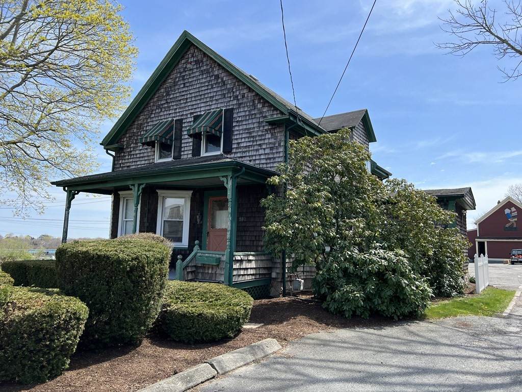 580 Hathaway Rd - Photo 1