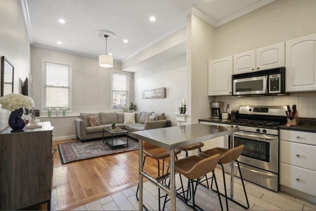 203 D Street - Photo 1
