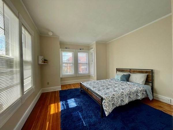 25 Madison Ave - Photo 1