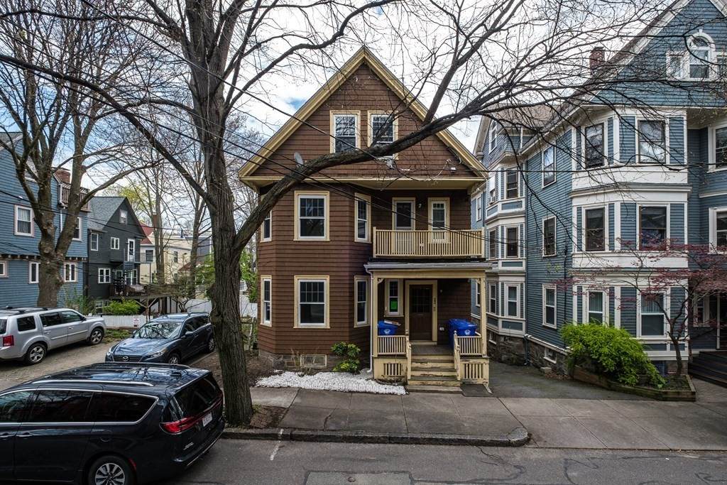 39 Perry St - Photo 1