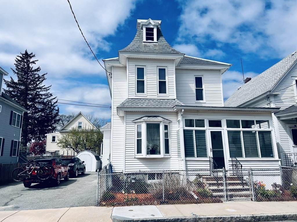 11 Burtt St - Photo 1