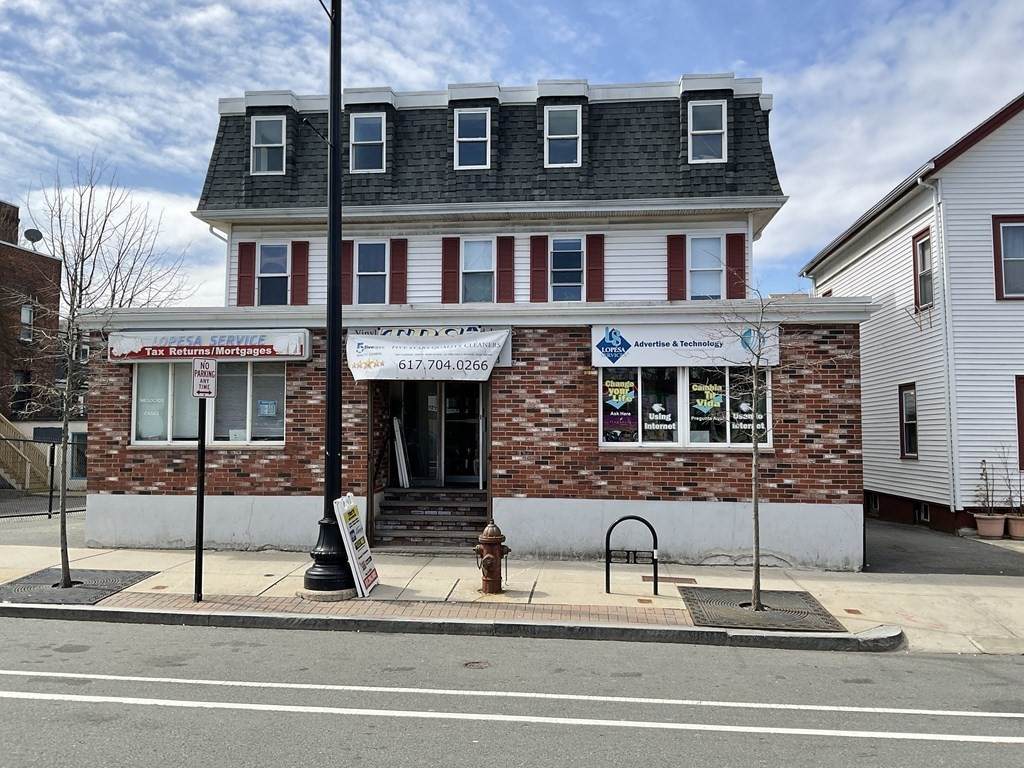 94 Broadway - Photo 1