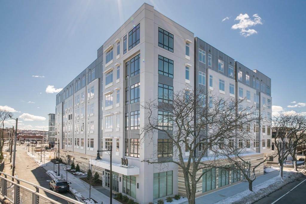 180 Telford Street - Photo 1
