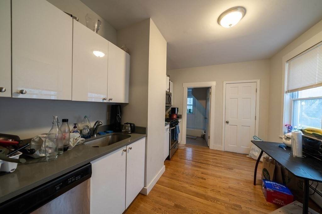160 Dorchester St. - Photo 1