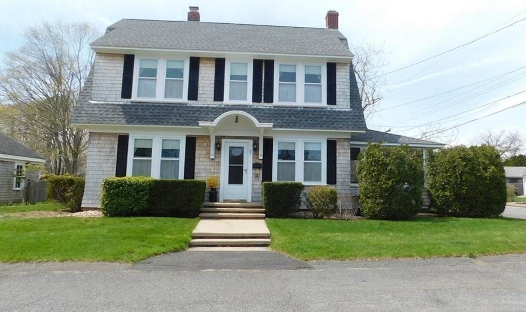 87 Oak St - Photo 1
